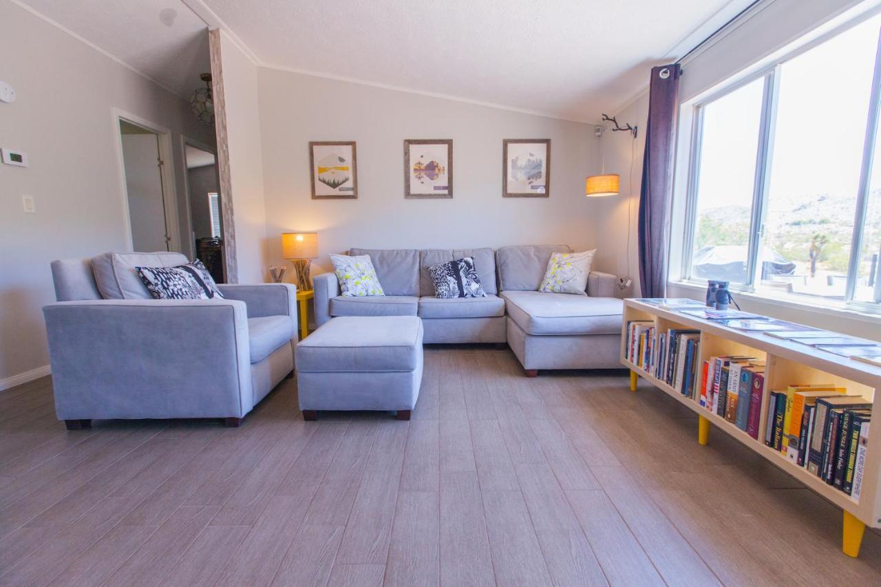 @ Marbella Lane - 10 Acres Oasis Desert Retreat! 조슈아 트리 외부 사진