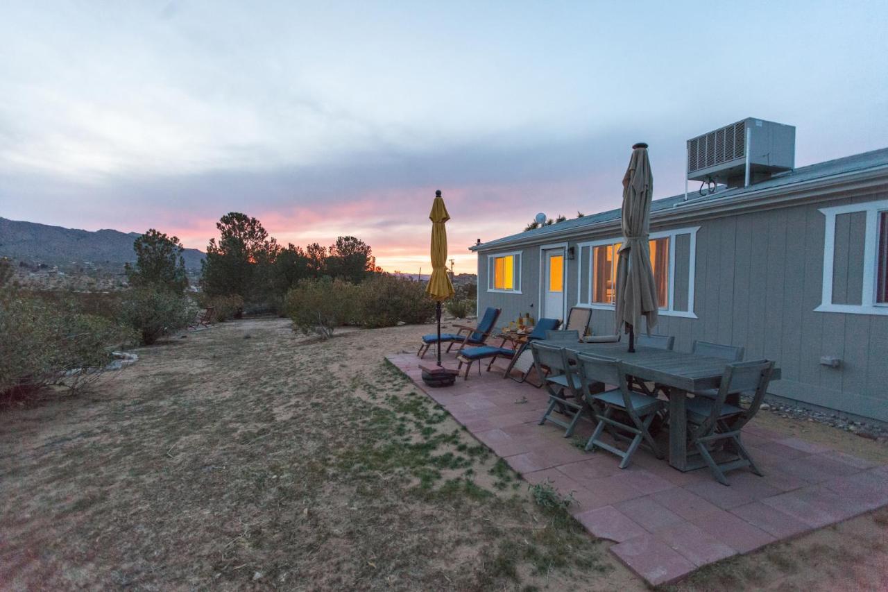 @ Marbella Lane - 10 Acres Oasis Desert Retreat! 조슈아 트리 외부 사진