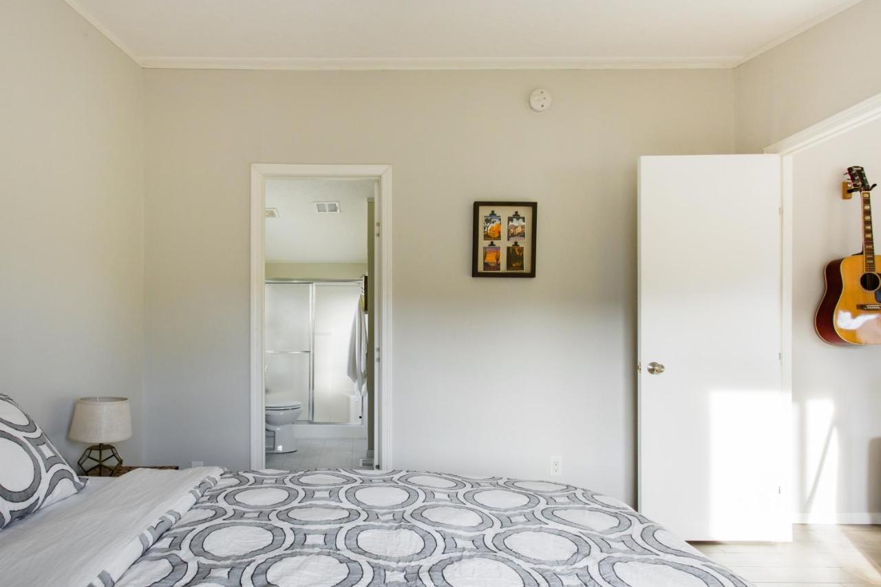 @ Marbella Lane - 10 Acres Oasis Desert Retreat! 조슈아 트리 외부 사진