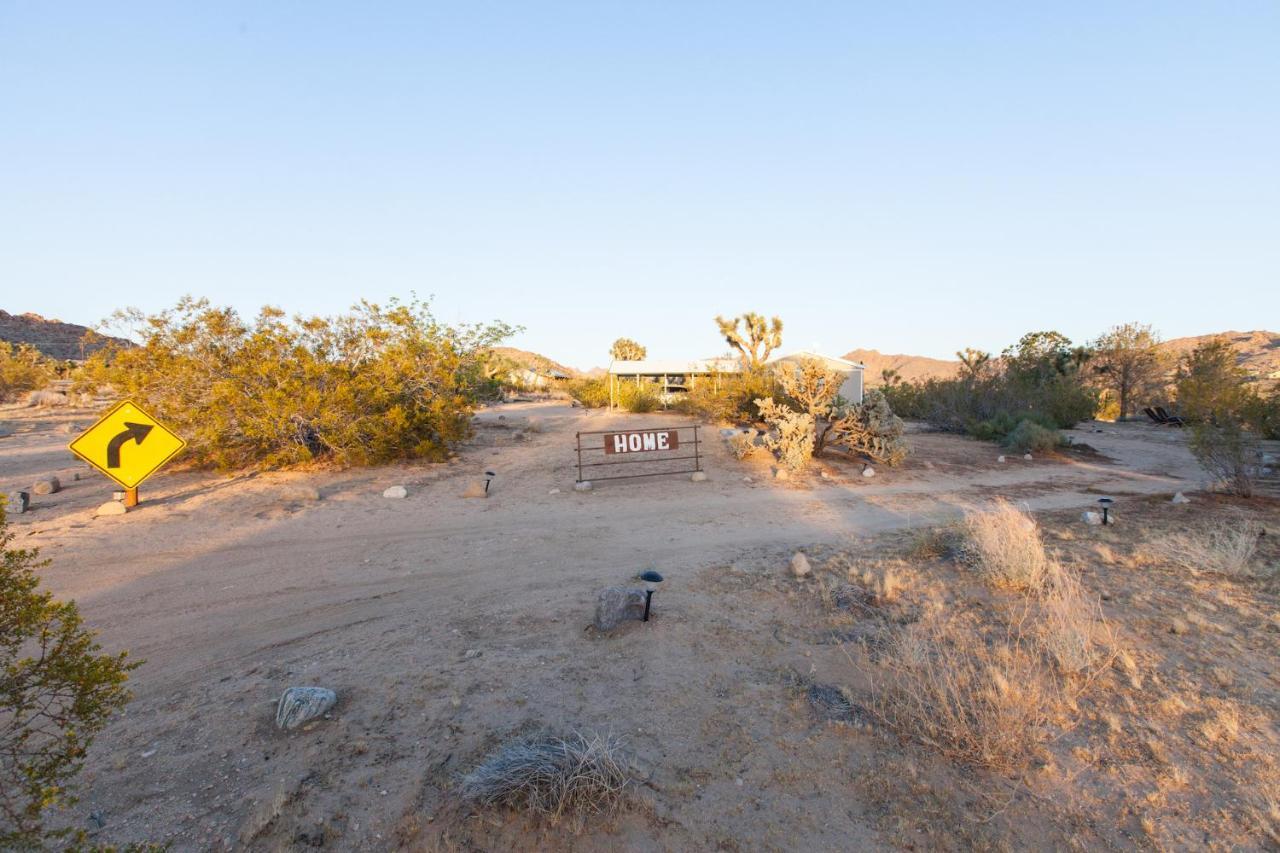 @ Marbella Lane - 10 Acres Oasis Desert Retreat! 조슈아 트리 외부 사진